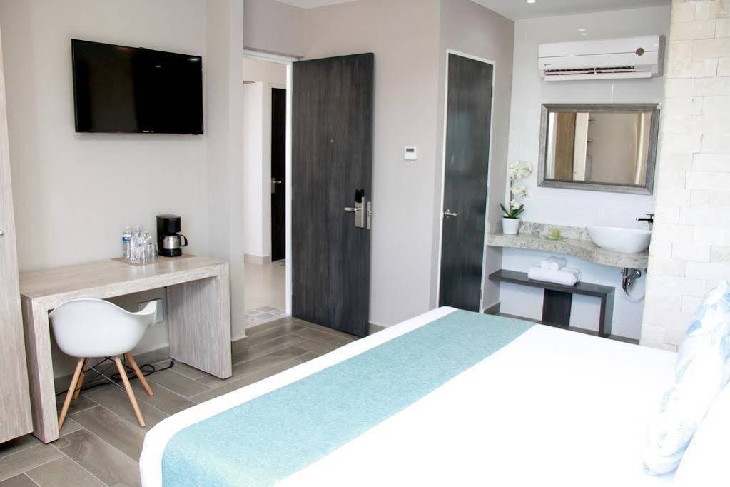 Illusion Xpress I Attraction Hotel Deluxe Playa del Carmen Eksteriør billede