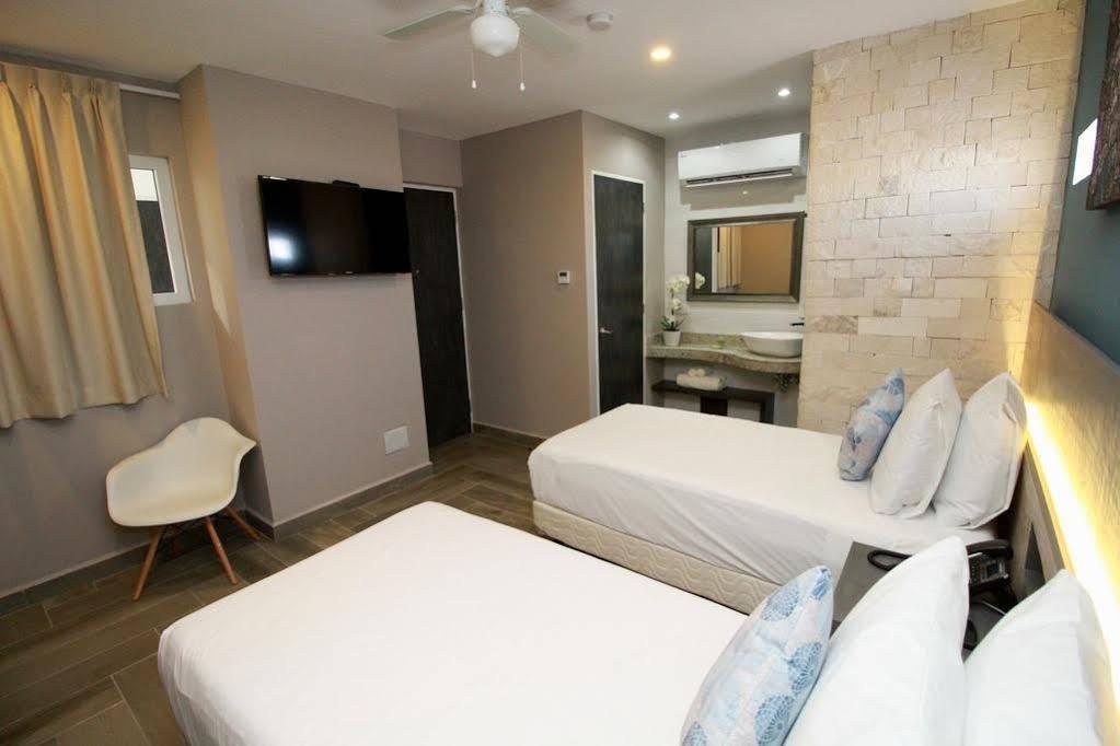 Illusion Xpress I Attraction Hotel Deluxe Playa del Carmen Eksteriør billede