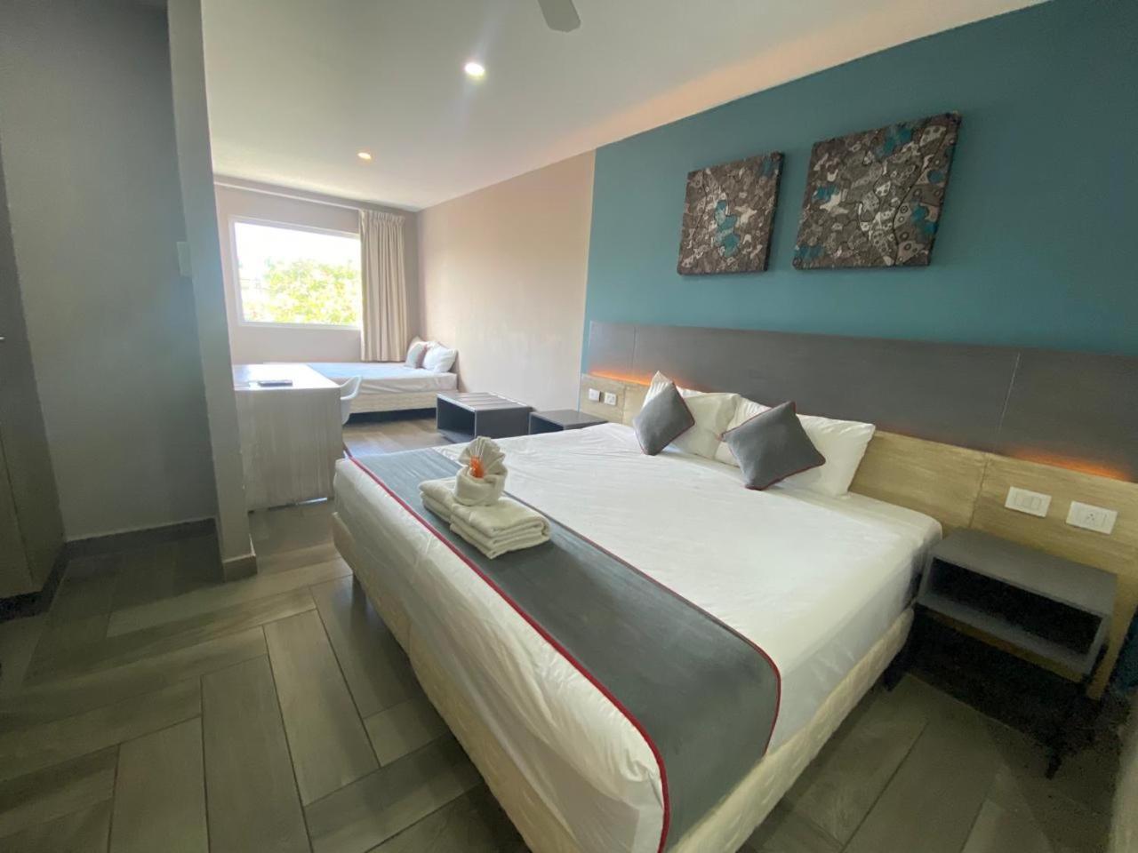 Illusion Xpress I Attraction Hotel Deluxe Playa del Carmen Eksteriør billede